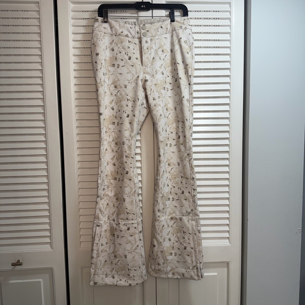 Obermeyer Cream Patterned Women's Ski  Pants